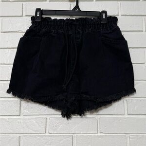 She + Sky Black Denim Pull-On Shorts Elastic Waist Raw Hem – Size L